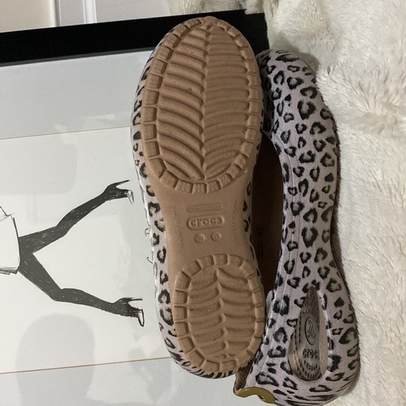 Womens Crocs - Picture 3 of 3